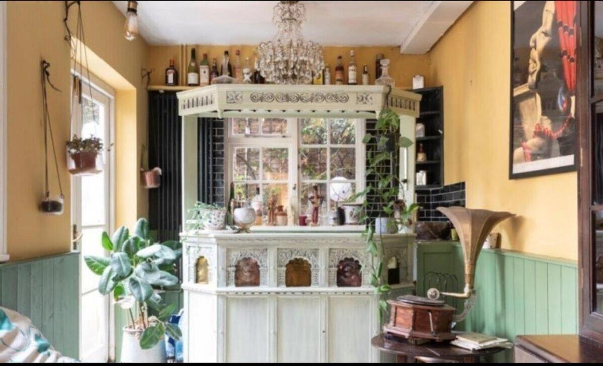 Gorgeous Grade Ii Listed Georgian House - Leafy Square Views - Casa de férias