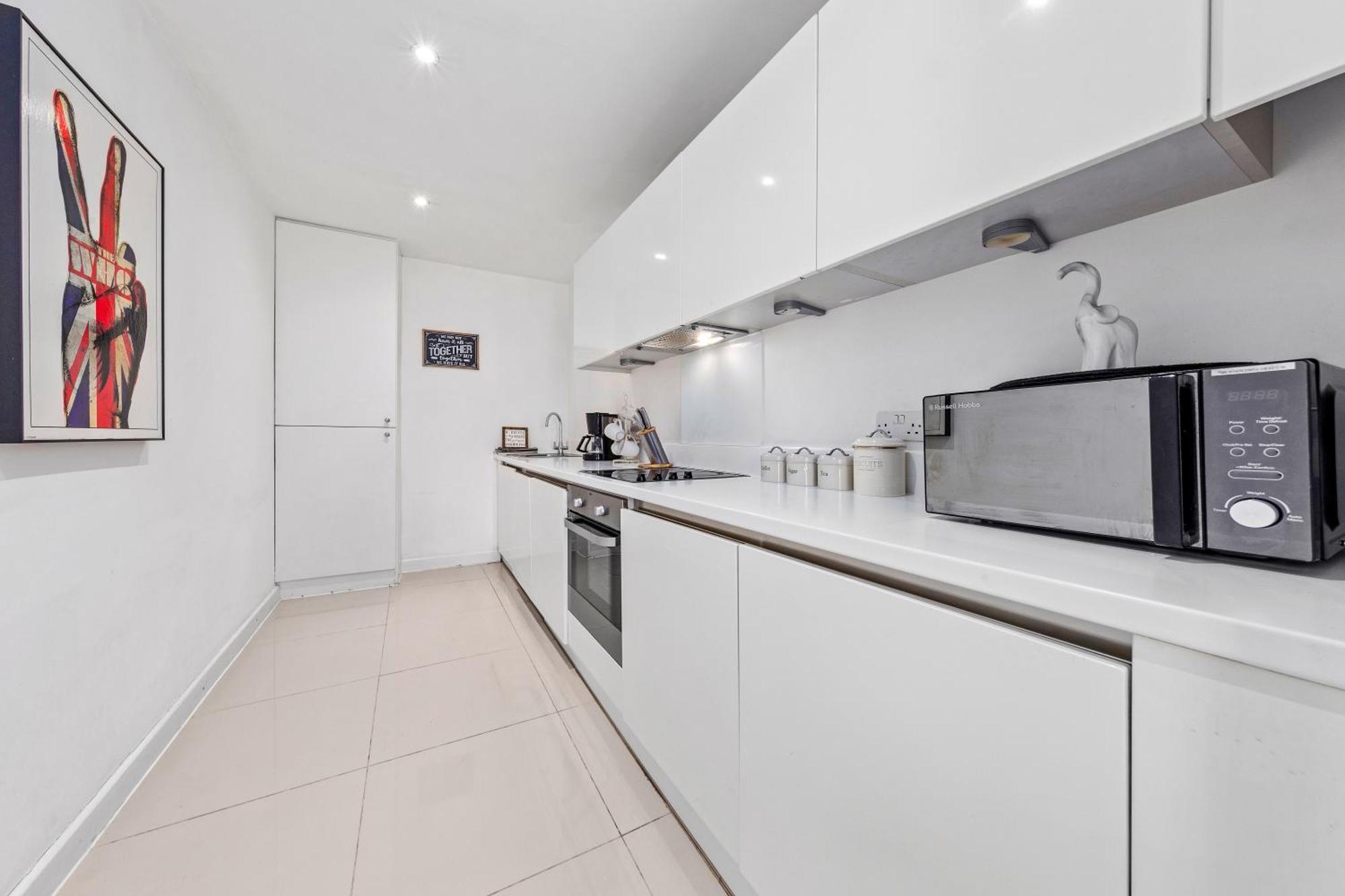 Apartamento 3-bedroom Flat In Sleeps 14 Hy1 Londres