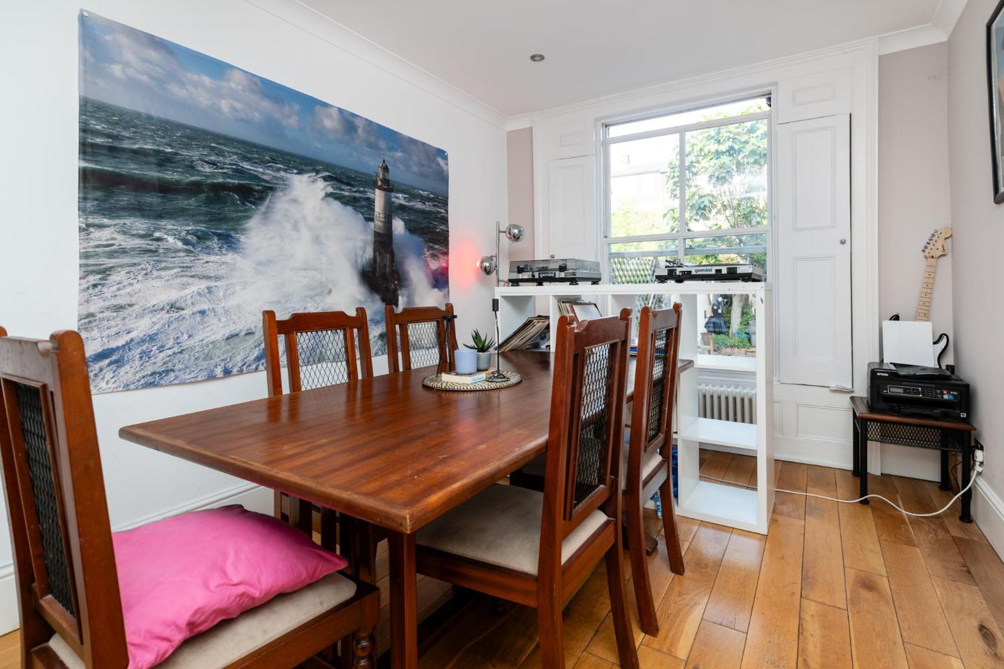 Master En - Townhouse Double With Garden & Hot Tub Hospedagem domiciliar Londres