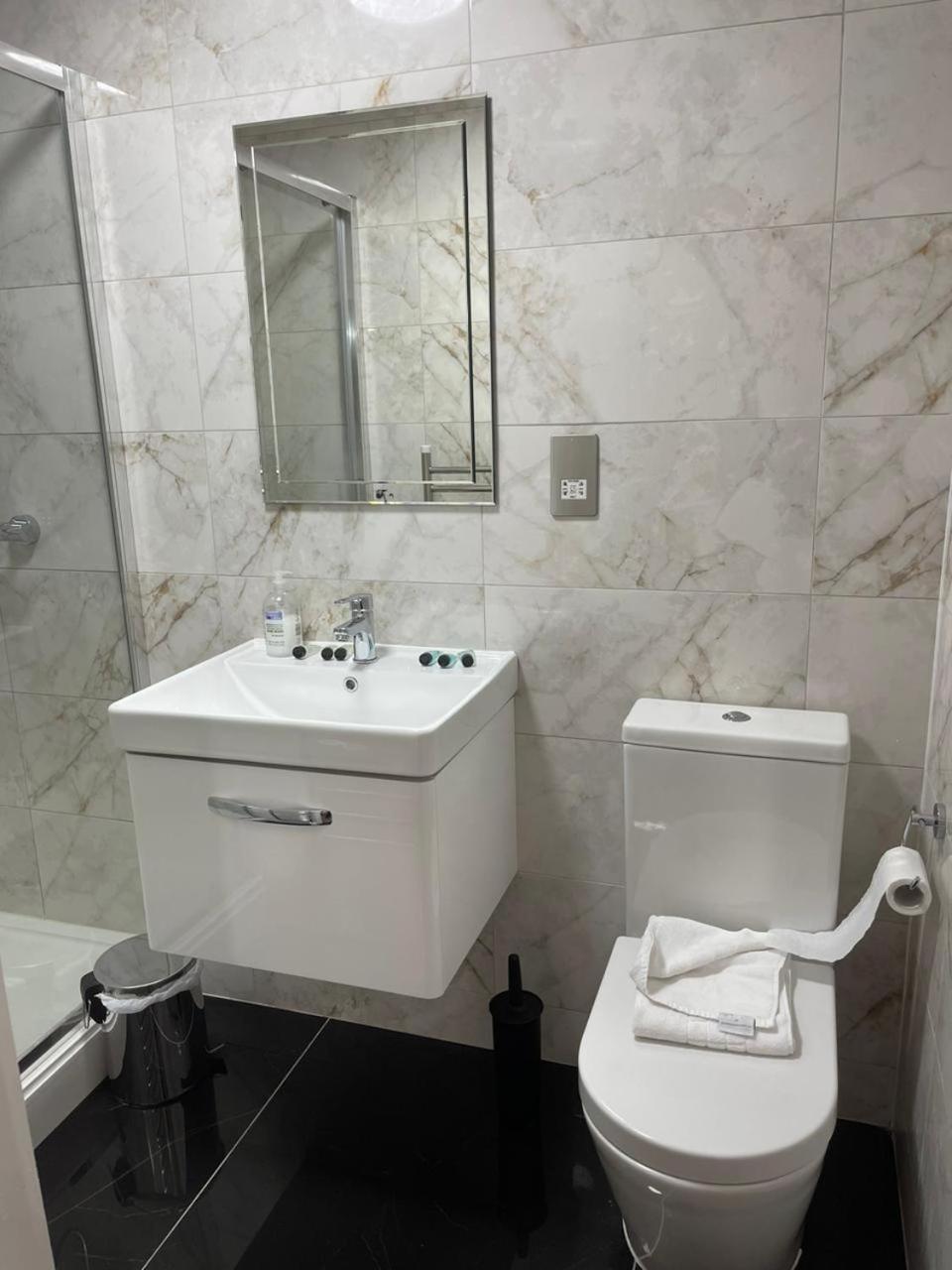 Acacia Hostel London