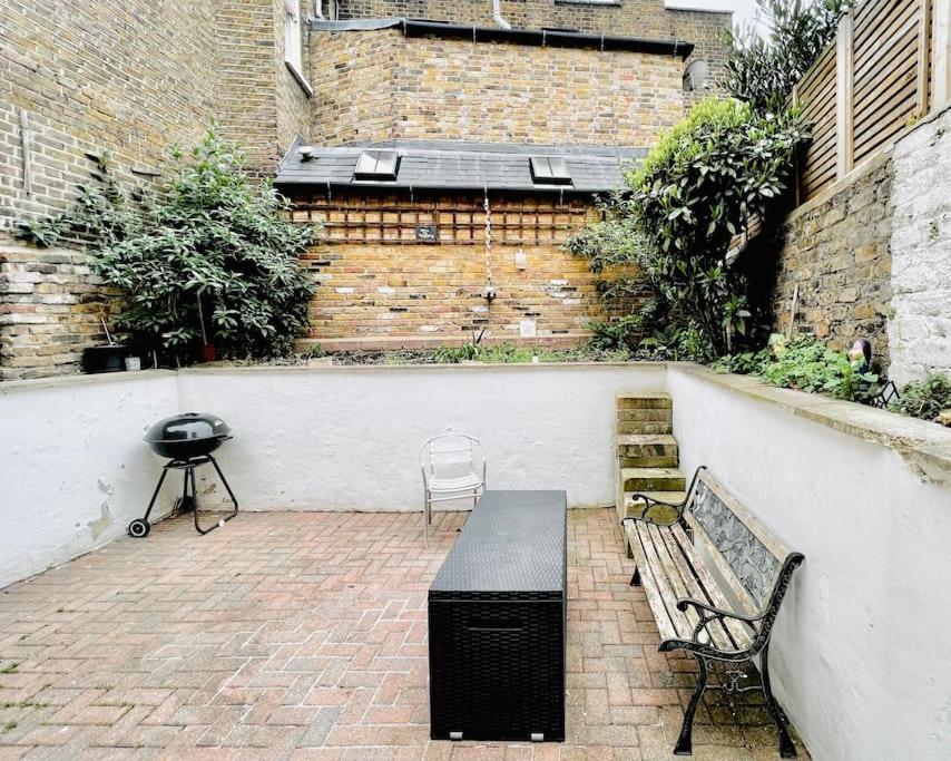 Apartment Private House Shepherd's Bush W3 London