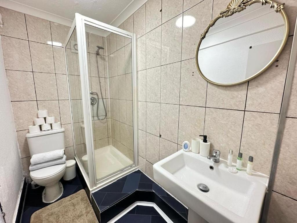 Hyde Park Studio Apartment *