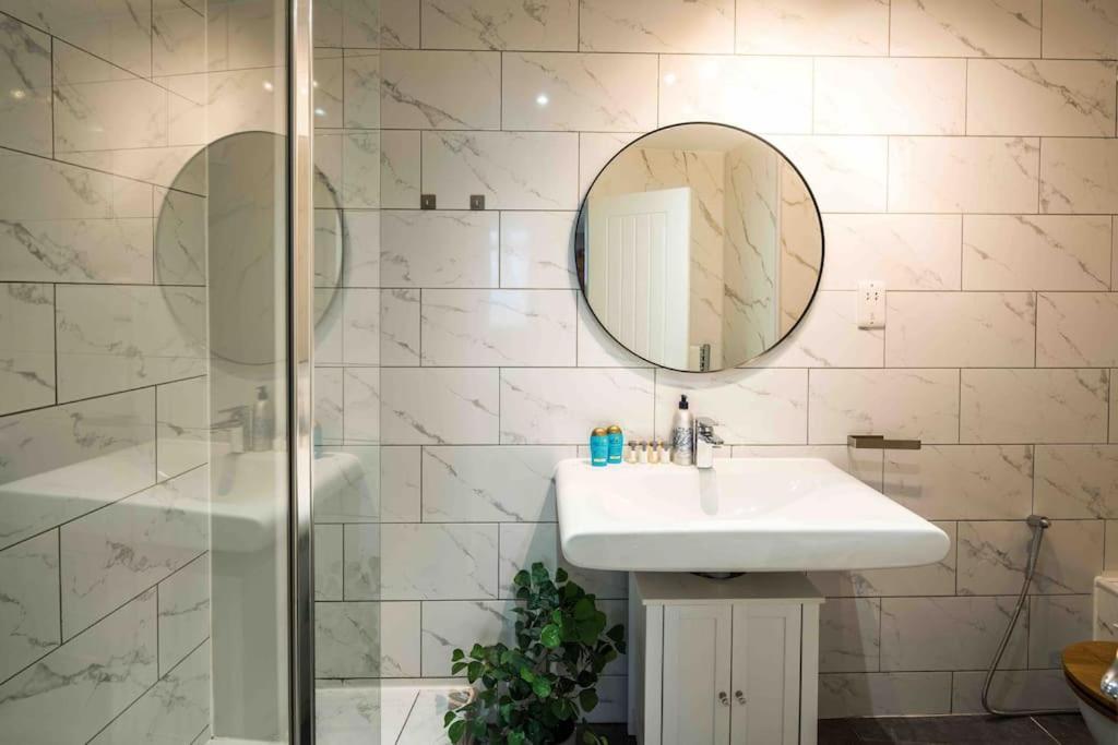 Apartment Harrods 4br 6bed House Ac