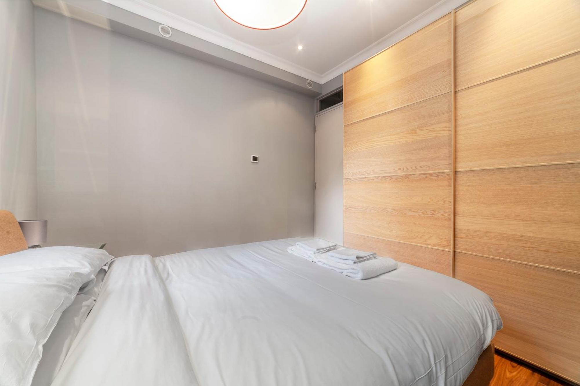 Bright & Modern 1bdr Flat Near Lakeside Road Apartamento *