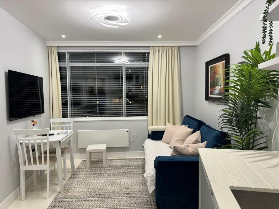 Apartment 1 Bedroom Luxury Flat In Kensington *