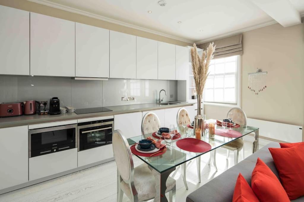 Central Harrods Super King 1br 2bed Ac London