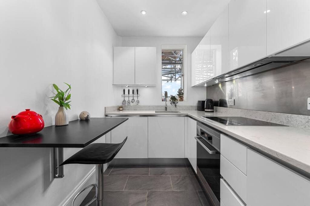 1br Harrods Hydepark Knightsbridge Kb91 * London