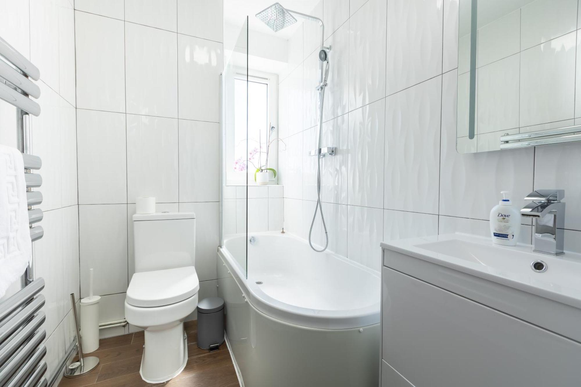 Charming 1 Bedroom Serviced In Camden London