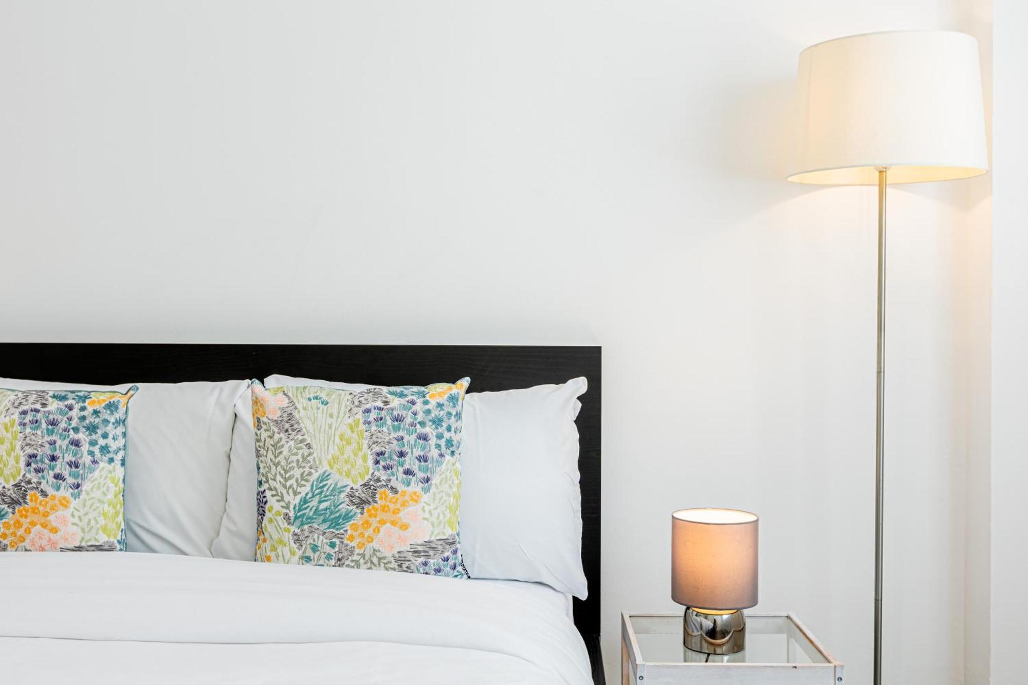 Charming 1 Bedroom Serviced In Camden *
