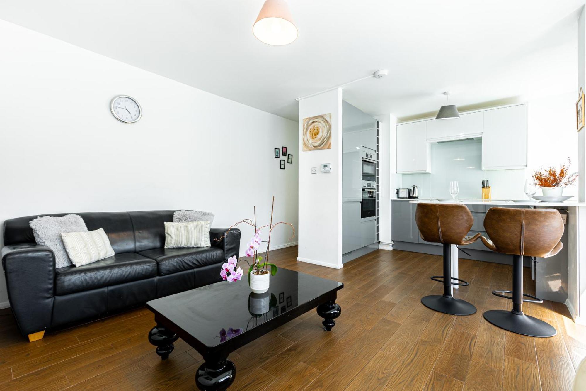 Apartment Charming 1 Bedroom Serviced In Camden *
