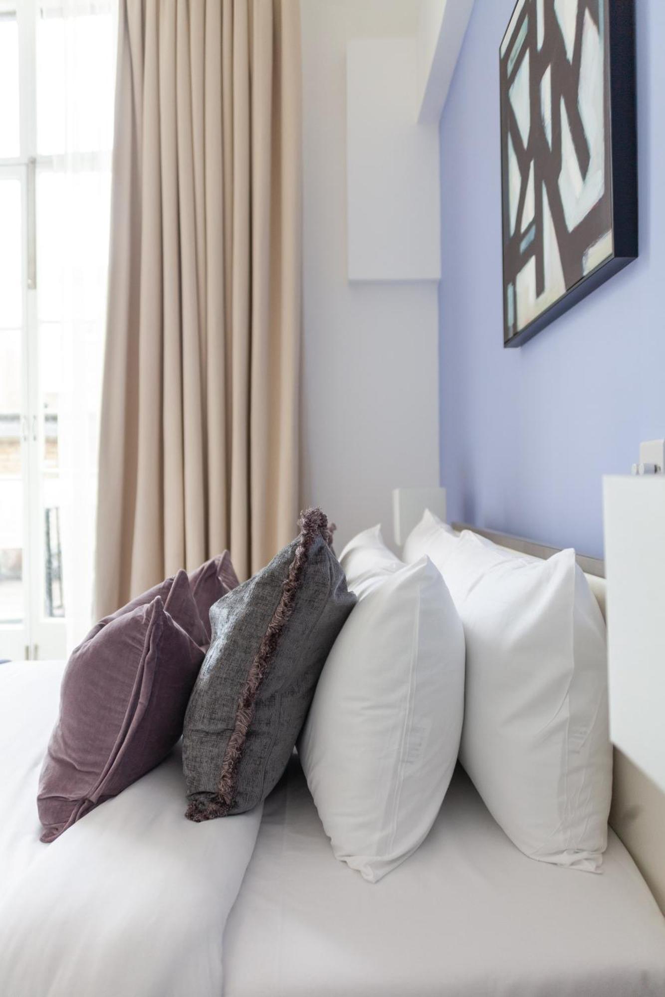 Fascinating 1 Bdr W Terrace, Paddington Apartment