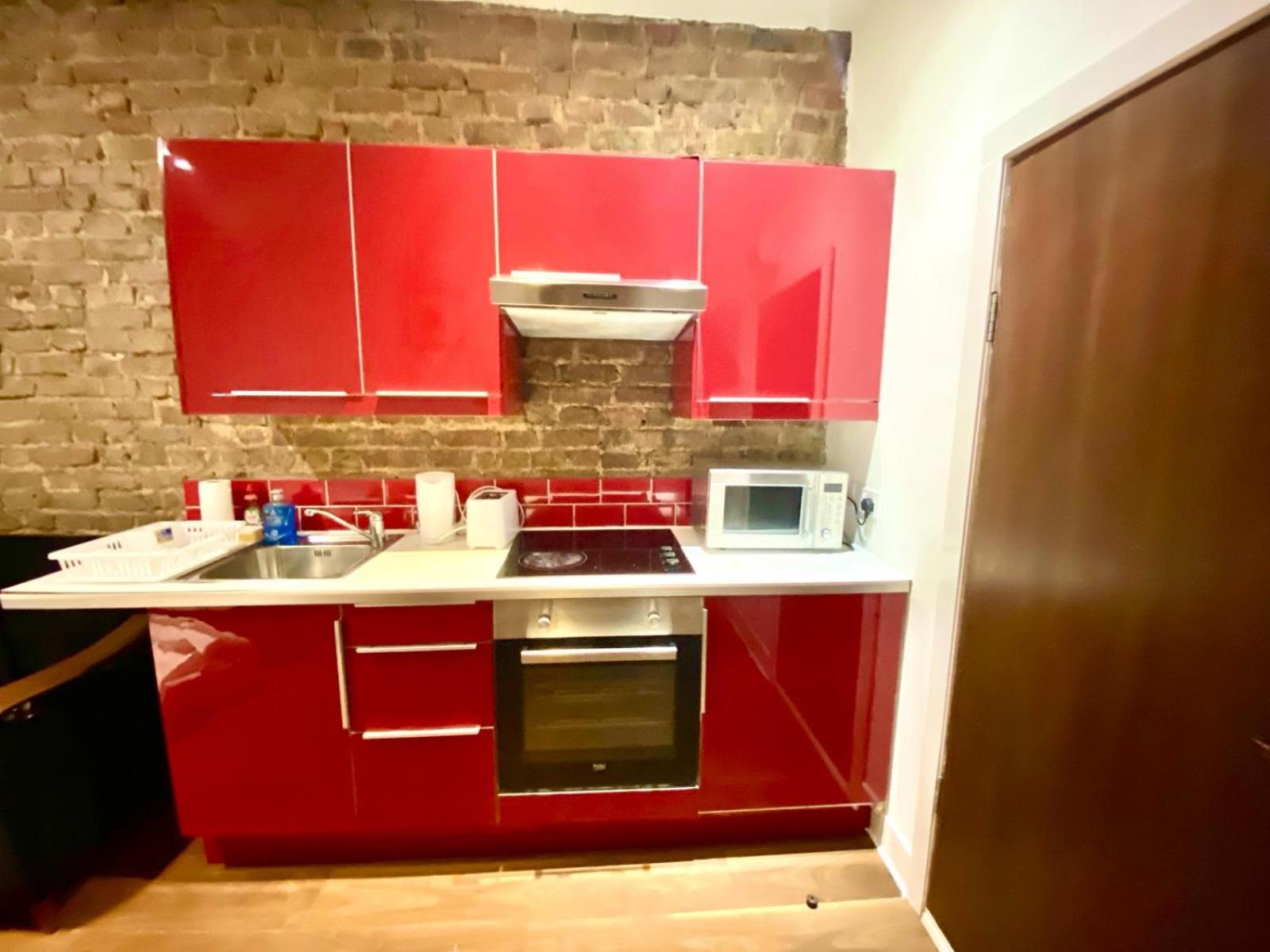 Apartment Entire One Bedroom Flat In Central *