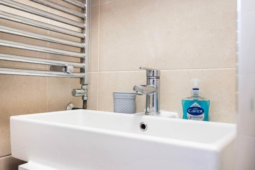 Comfortable 2 Bedroom In Marylebone London