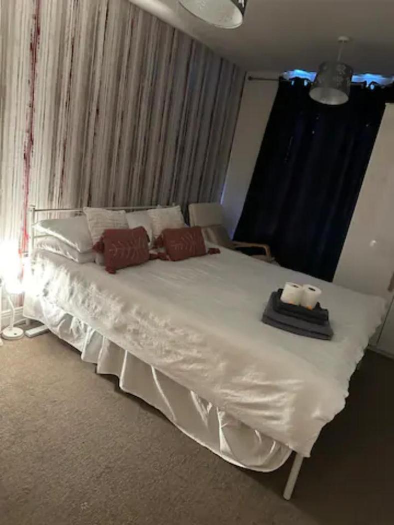 Lovely En-suite Double Homestay