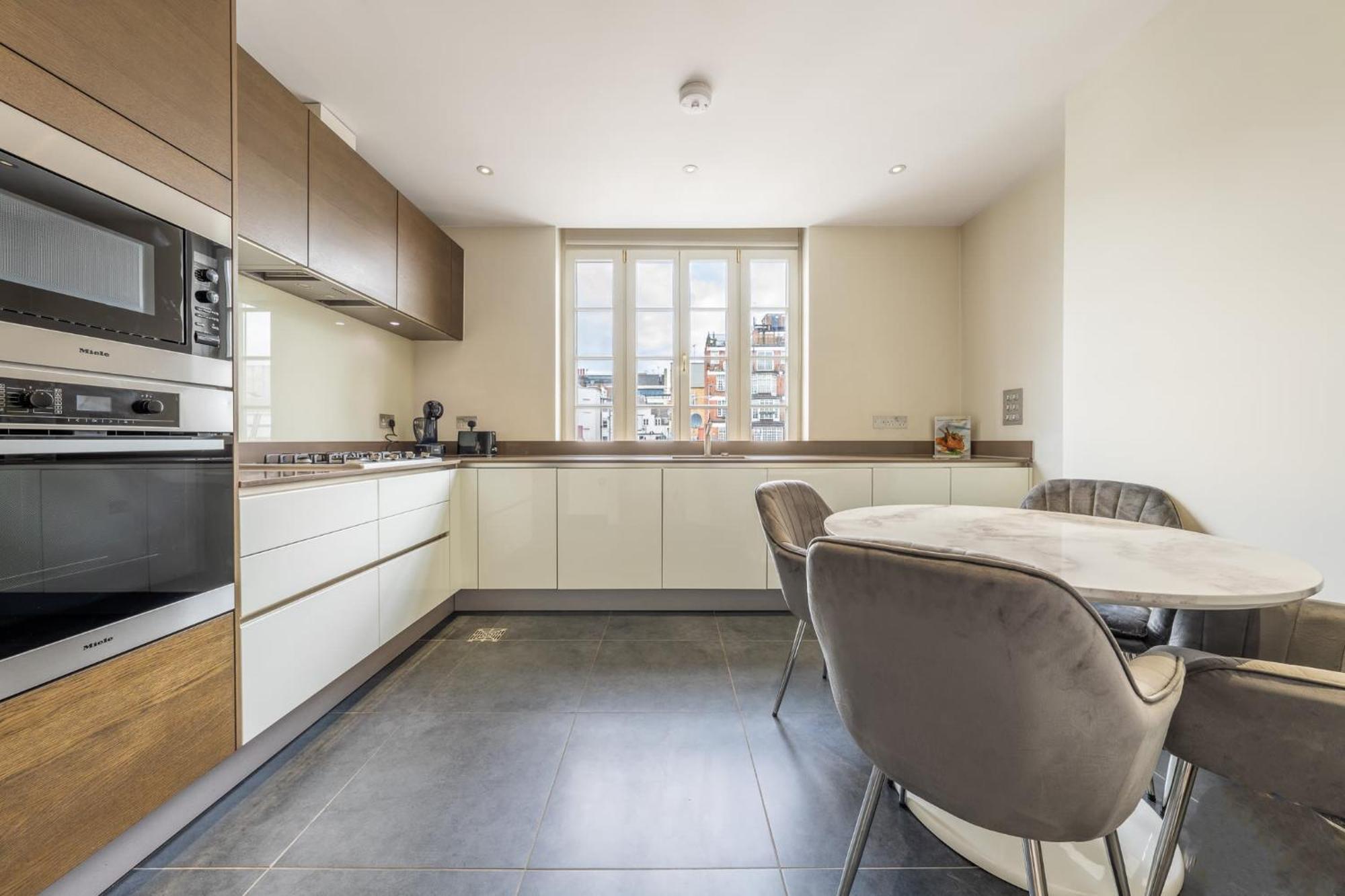 Mayfair - Exclusive Residences London