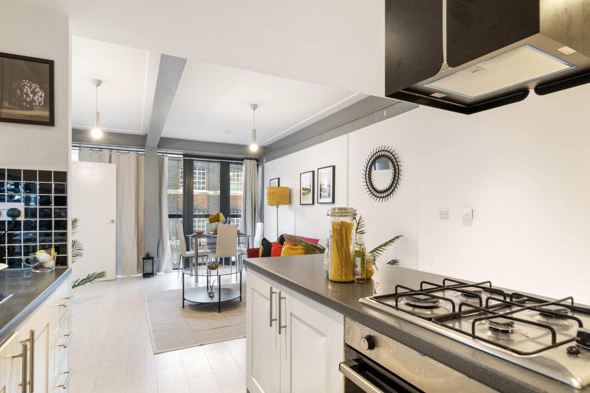 Livestay - Modern Two Bed In Stratford * London