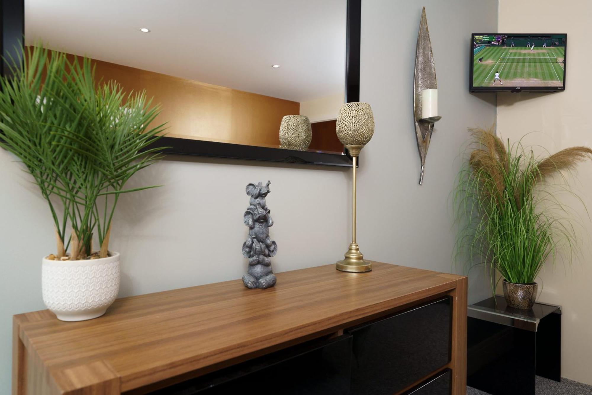 Apartment Dennison House