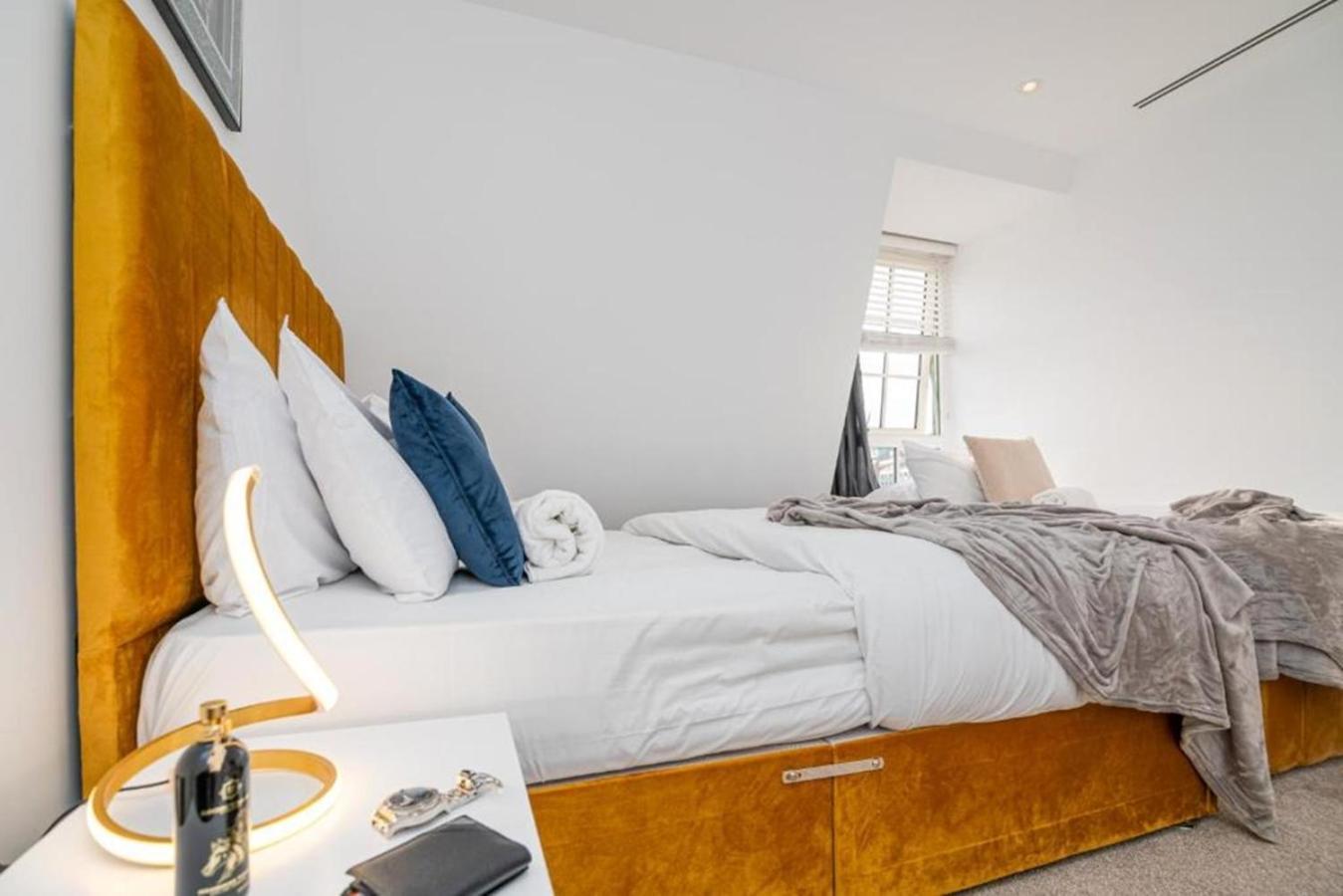 Marble Arch Penthouses With Skyline Views Apartment
