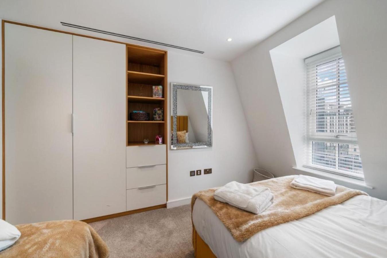 Marble Arch Penthouses With Skyline Views Apartment