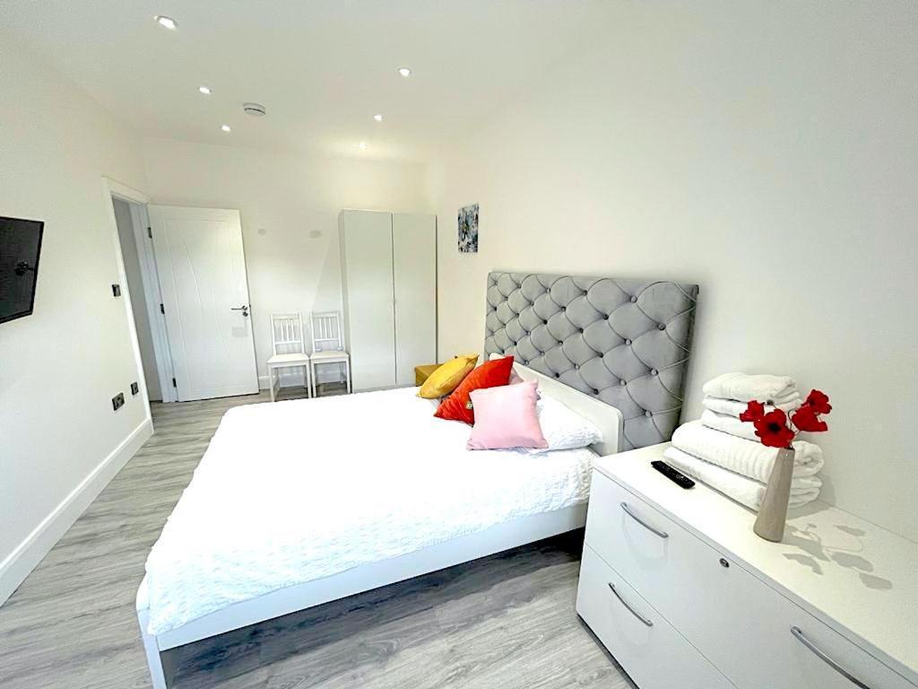Harrow Apartment