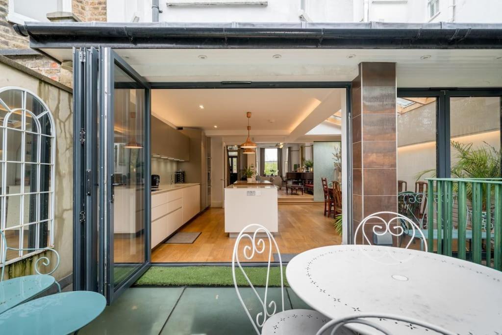 Stunning House Close To Notting Hill Apartment