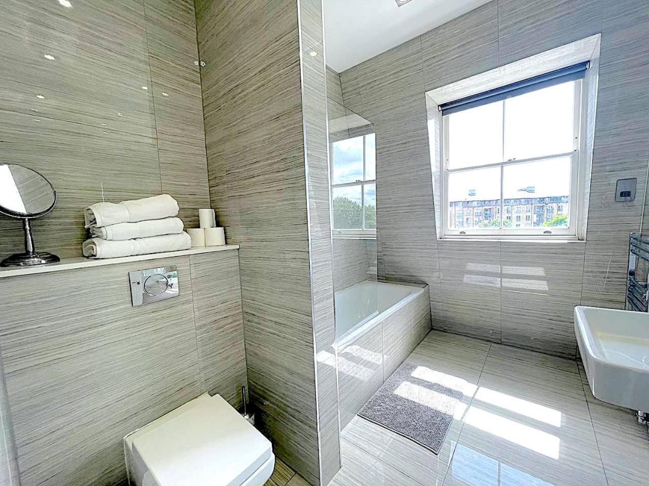 Apartment Harrow London