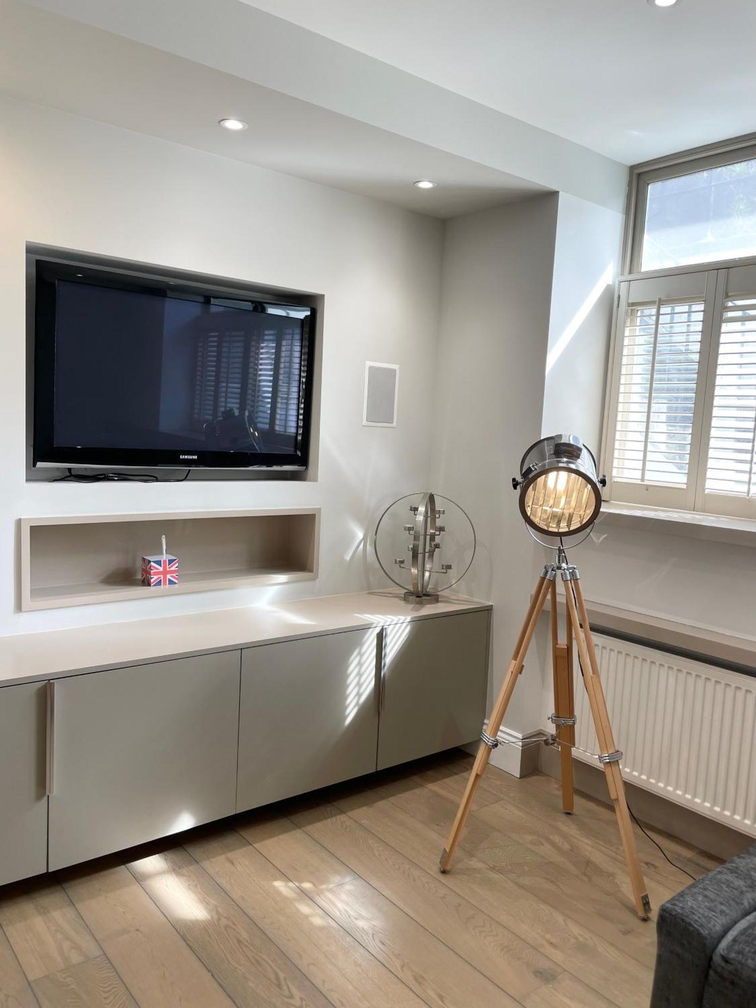 Luxury In Westminster Apartamento