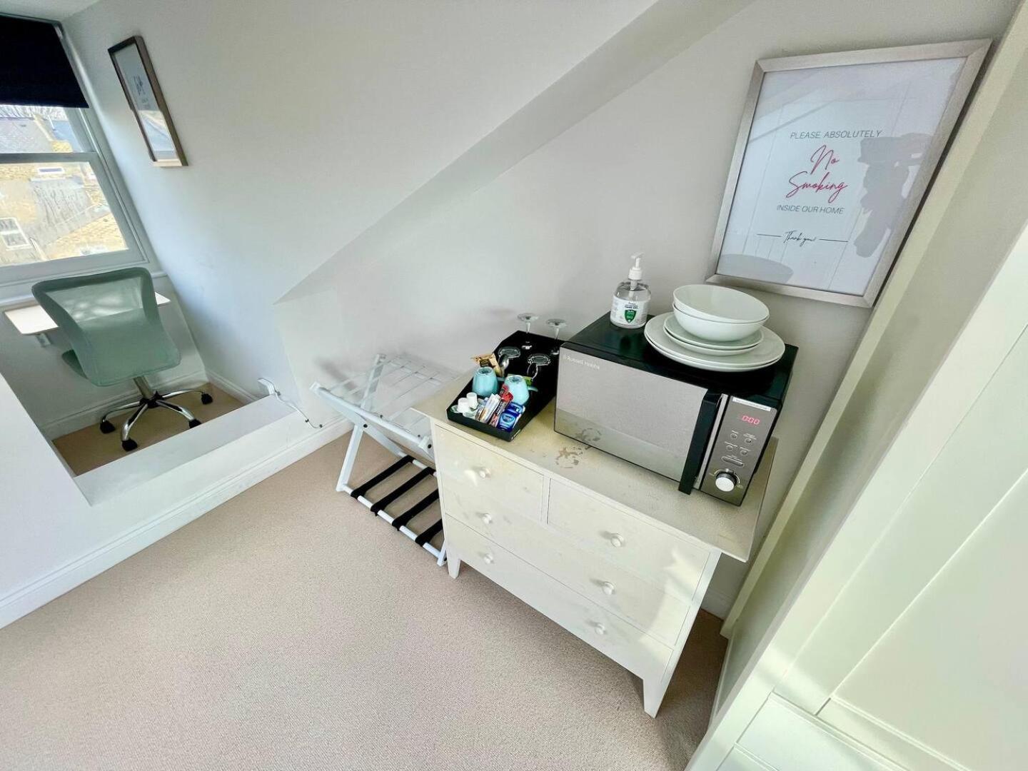 Bright Quiet Loft Ensuite Serene Clapham Area * London