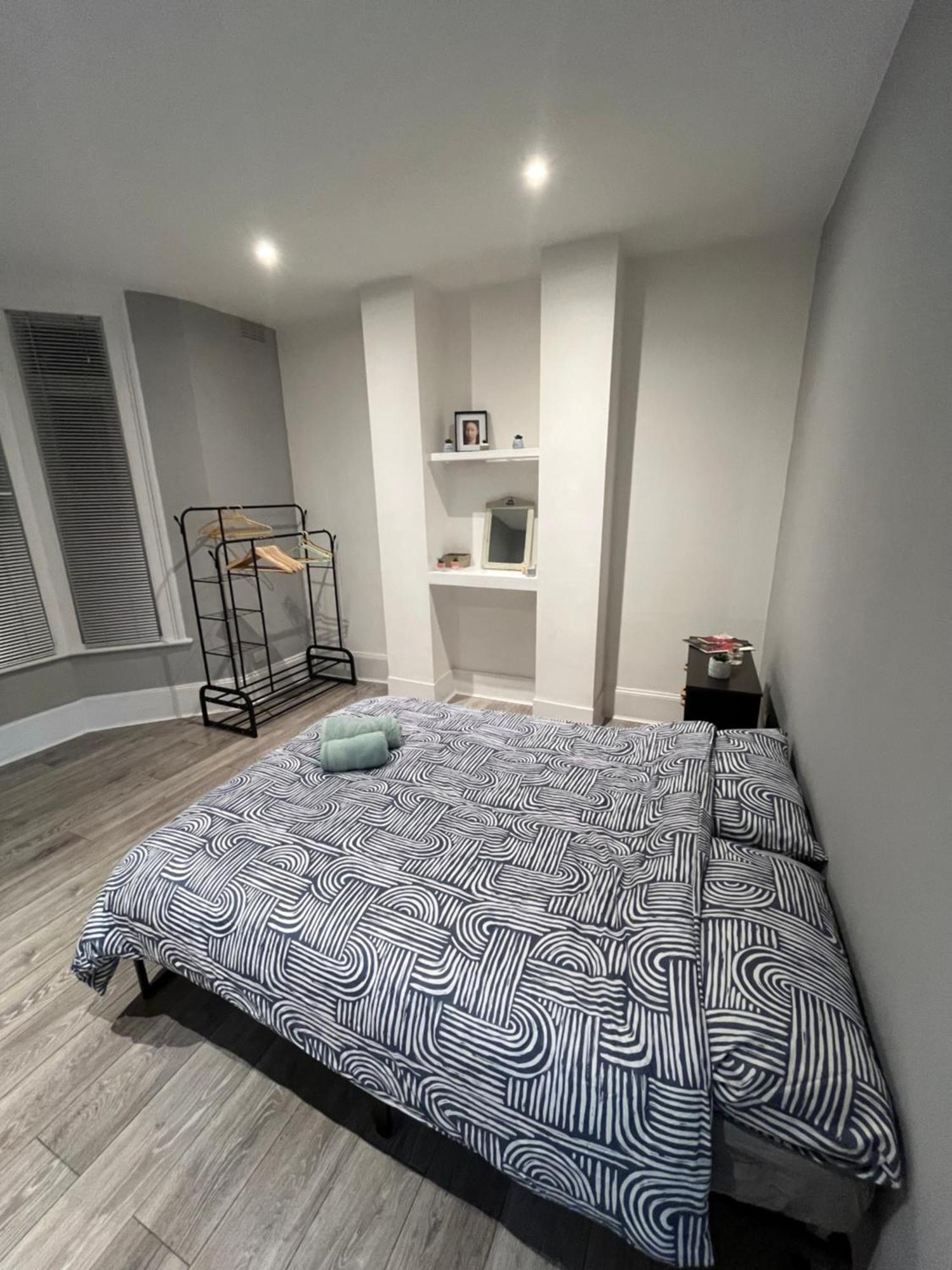 Super 2 Bed Flat