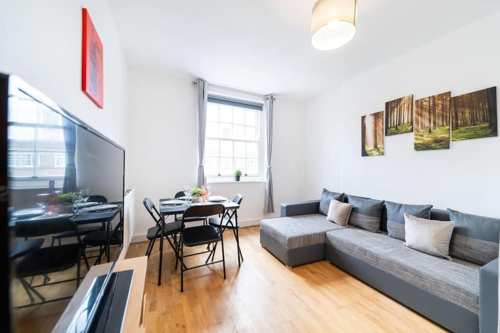 Beautiful One Bedroom Flat In Tavistock Place Apartment *