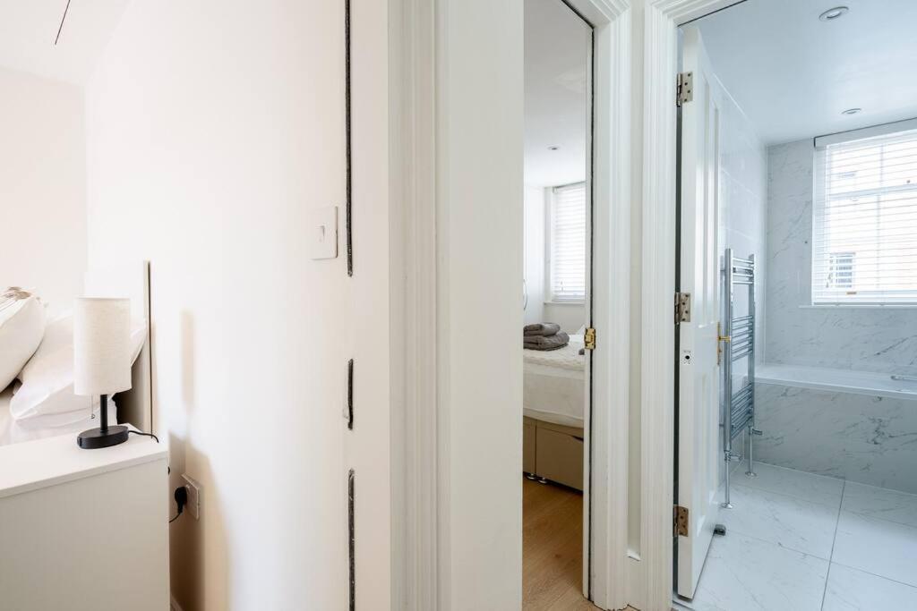 Villa Luxury 3brs House In The Heart Of Victoria London