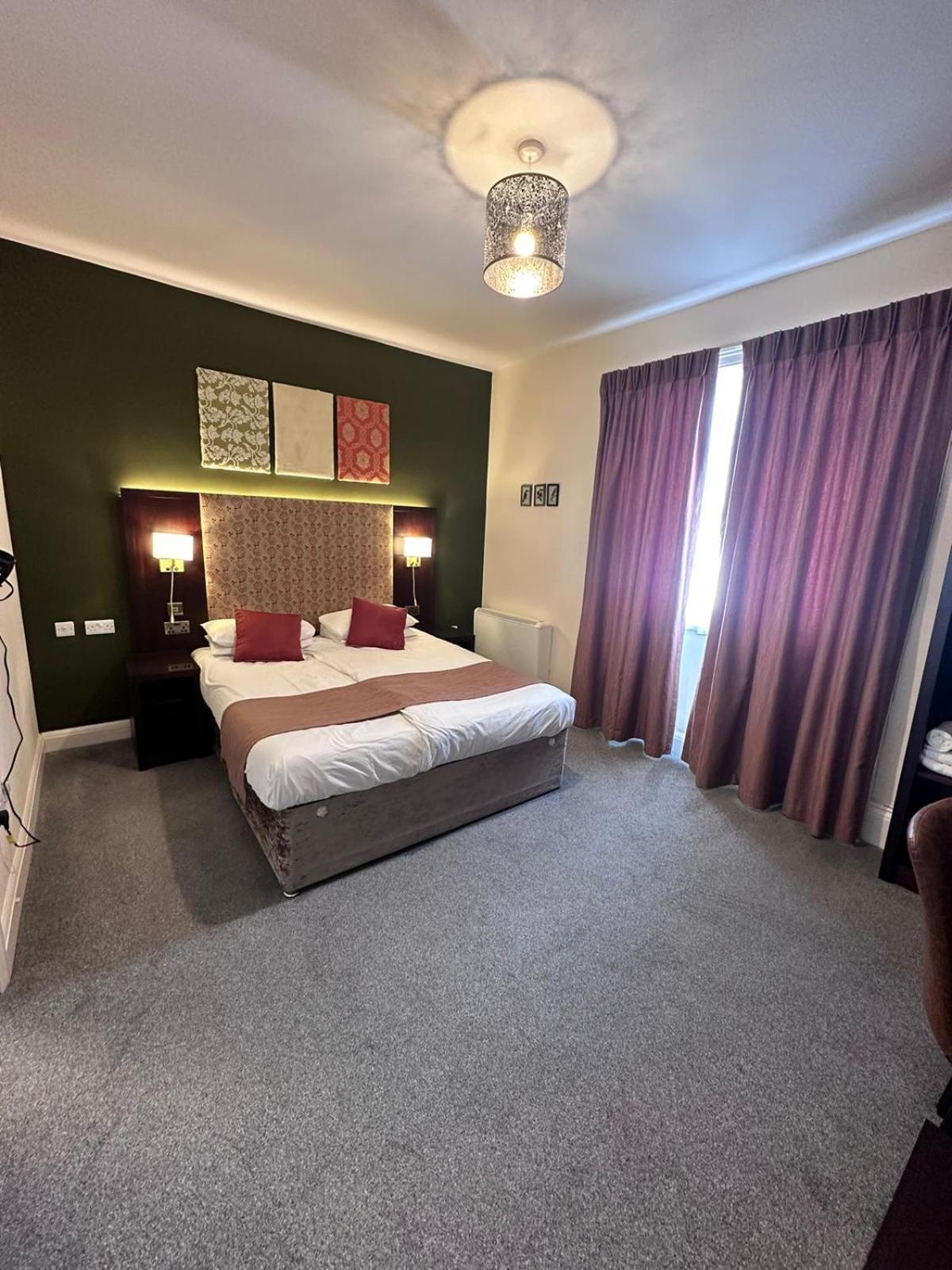 Acacia Hostel London