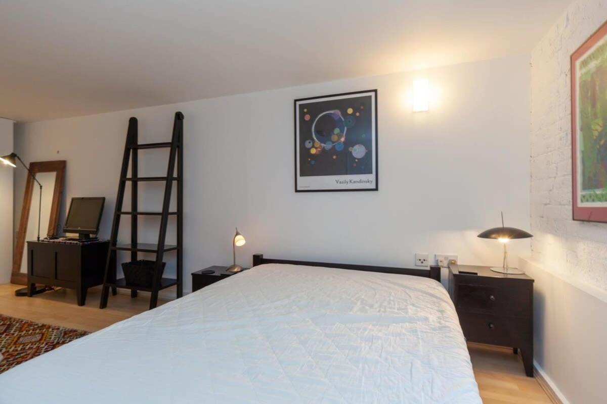 Apartment Charming 1 Bedroom In Old School House