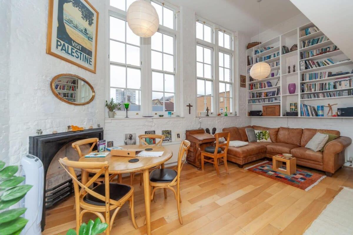 Charming 1 Bedroom In Old School House Apartment