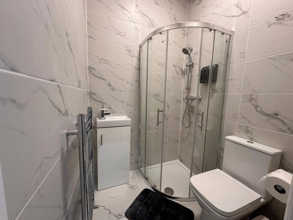 Eye And Big Ben Nearby Guest house London
