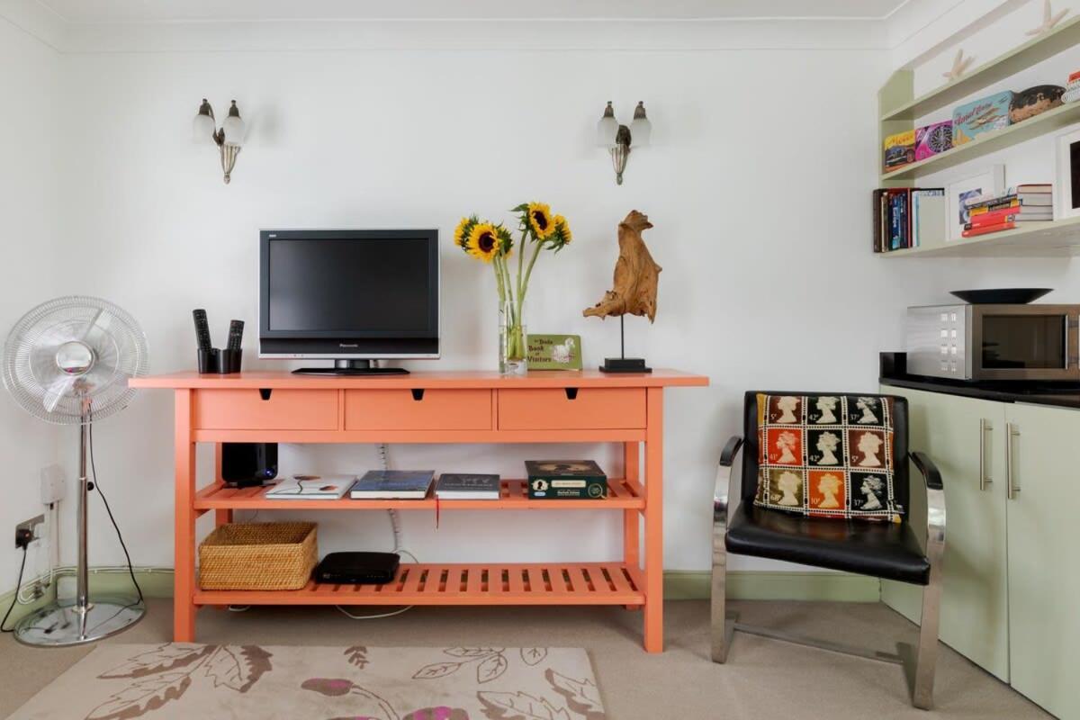 Stylish With Private Rooftop In Covent Garden * London