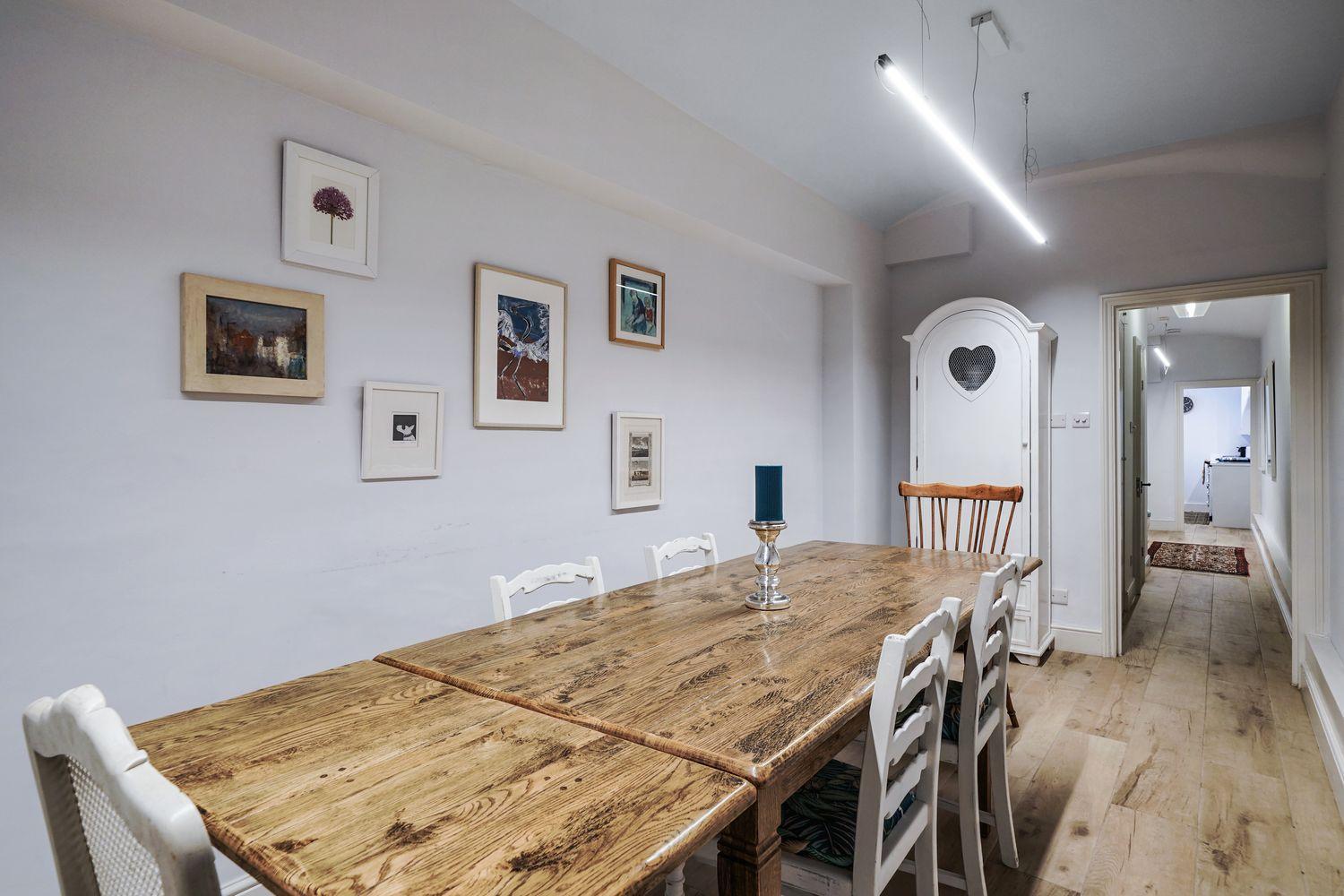 Hububb Luxury Queen's Gate Garden Apartment London