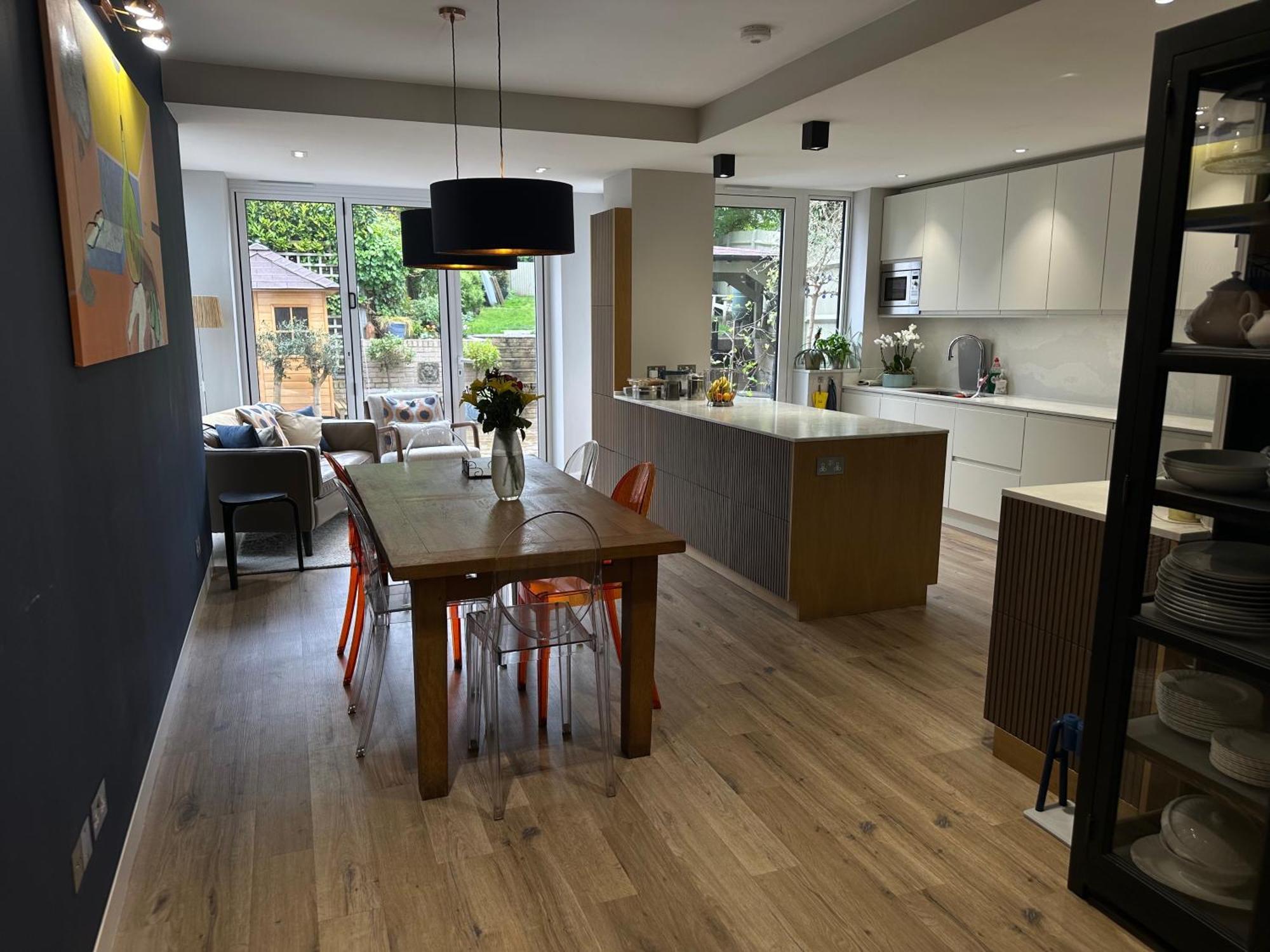 Holiday home Wimbledon Tennis House With Hot Tub; 4 Minute Walk