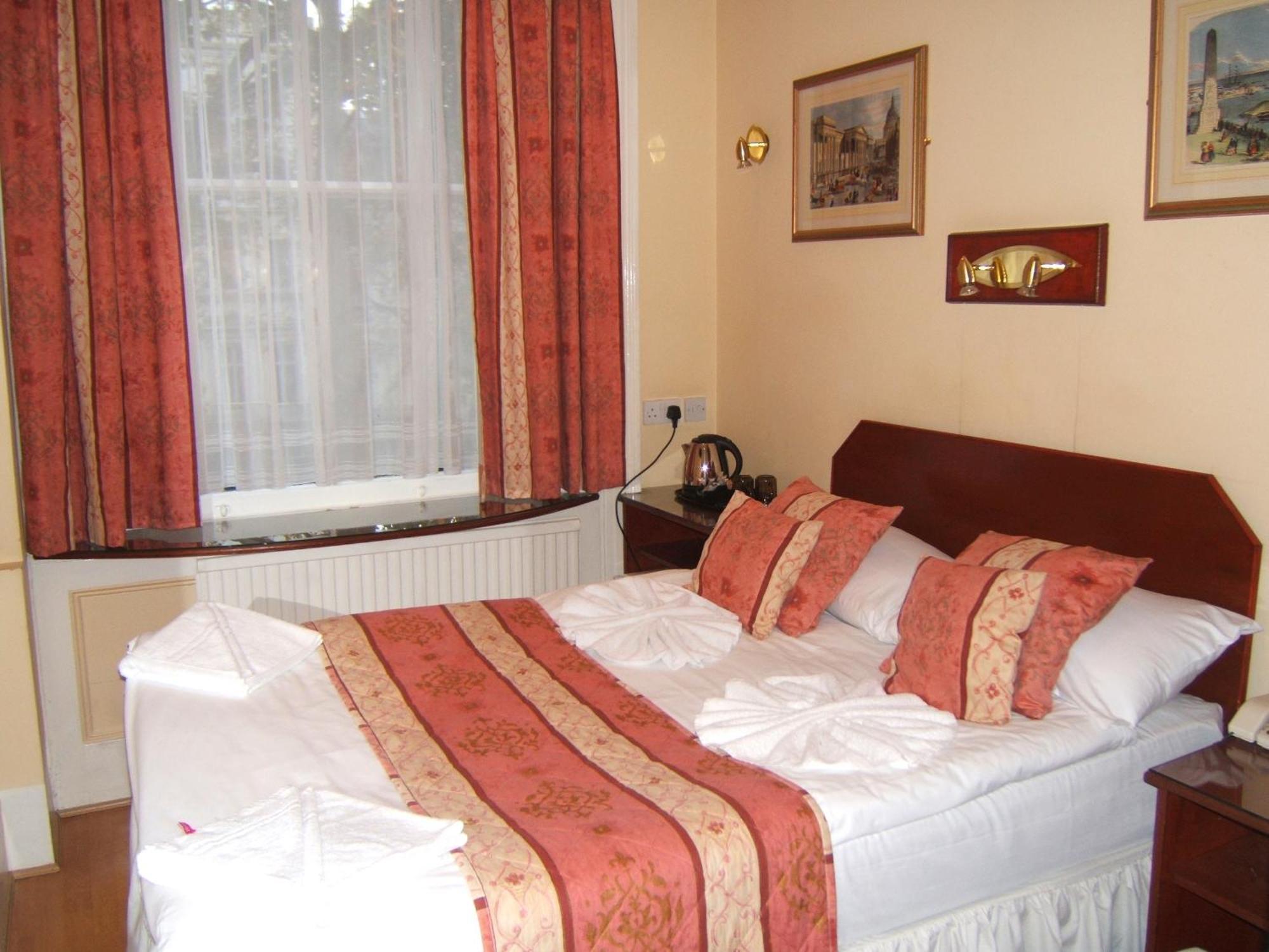 Hotel Shakespeare London
