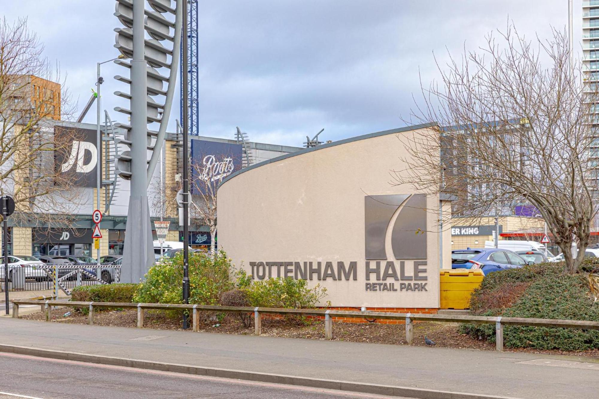 Apartment Garden Flat. Tottenham Hale. 20mins2central *