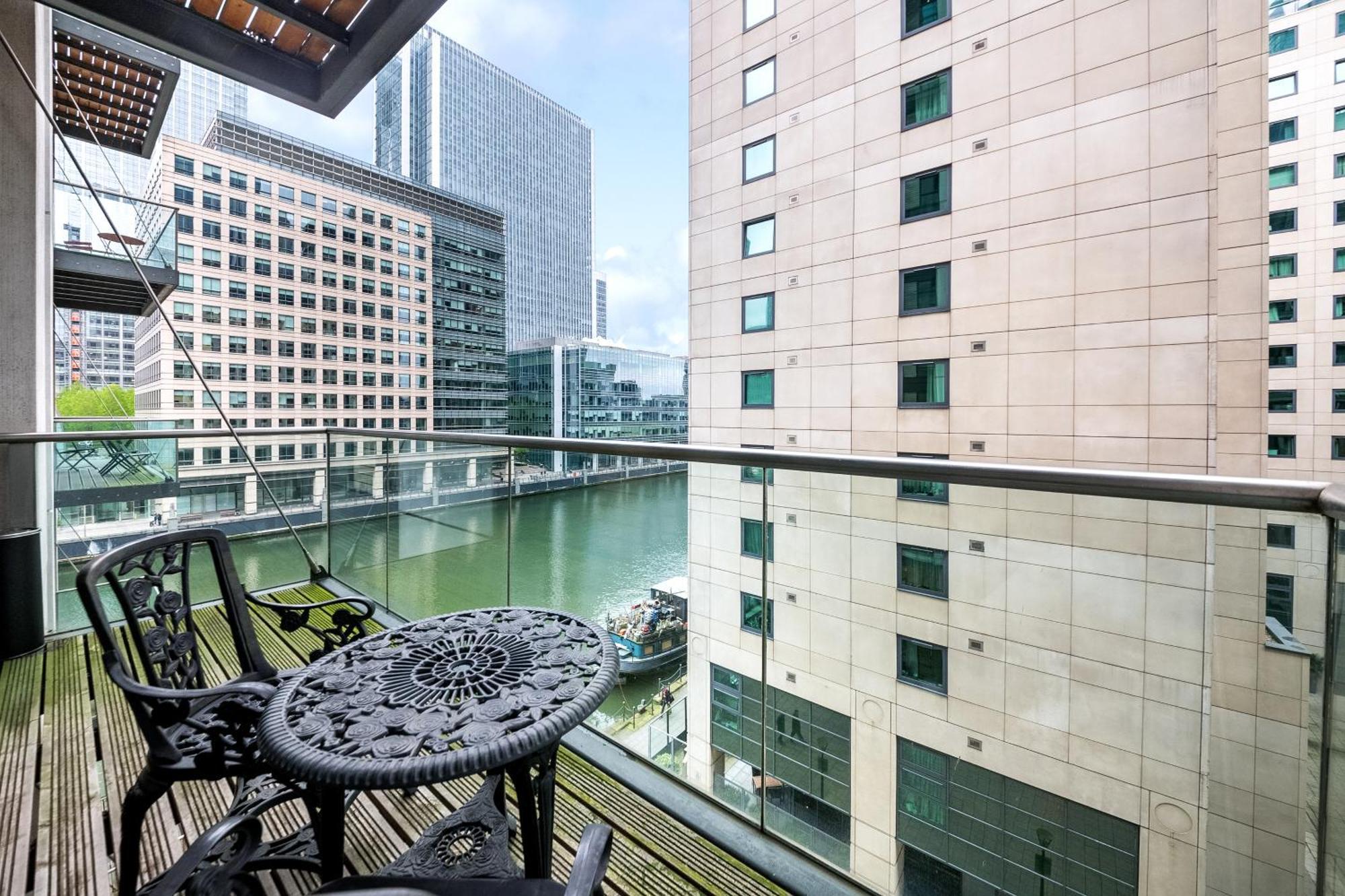 Londwell, Canary Wharf River Thames Balcony Londres