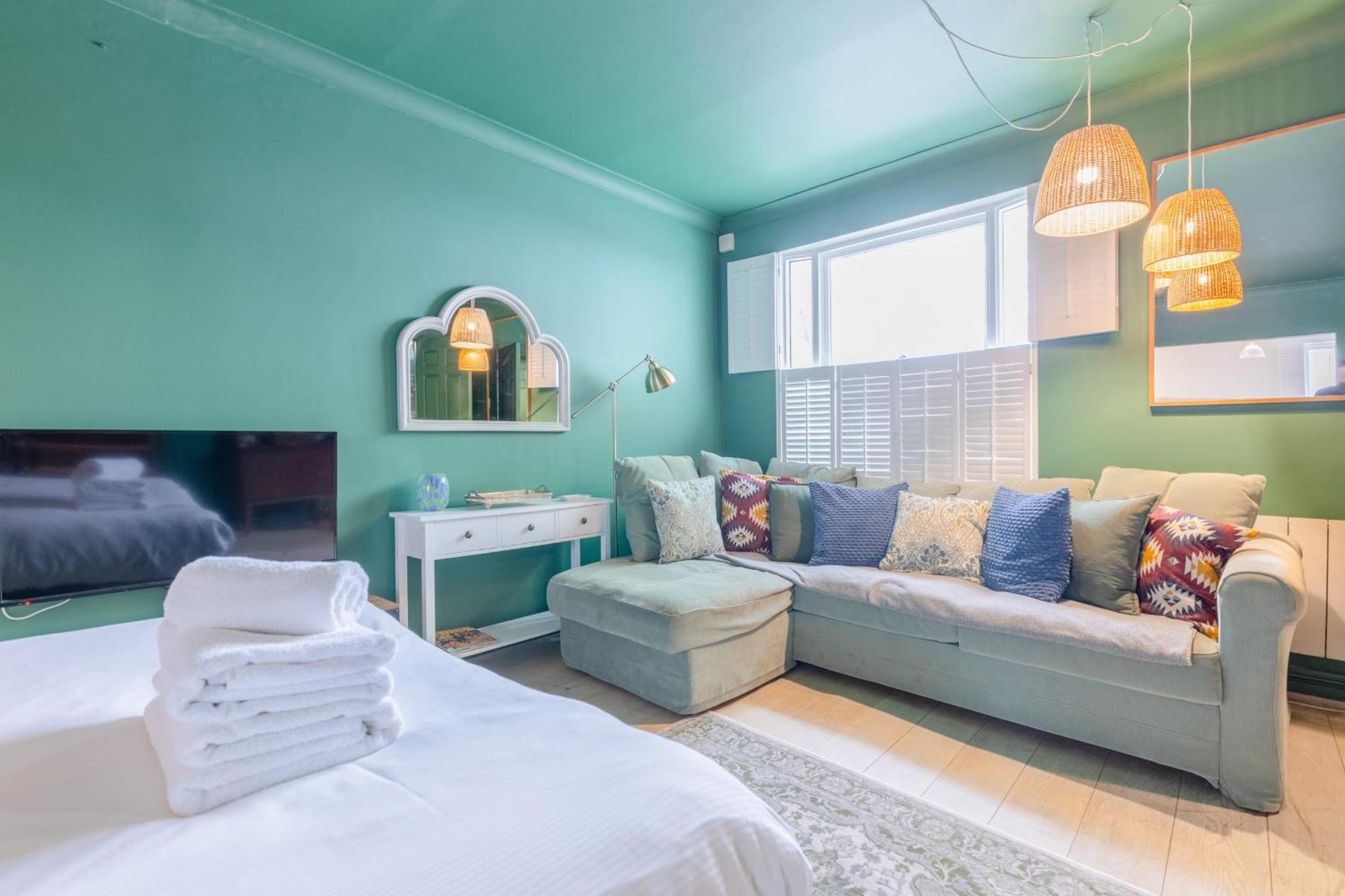 Holiday home Bright 3 Bedroom House Near King's Cross Stpancras *