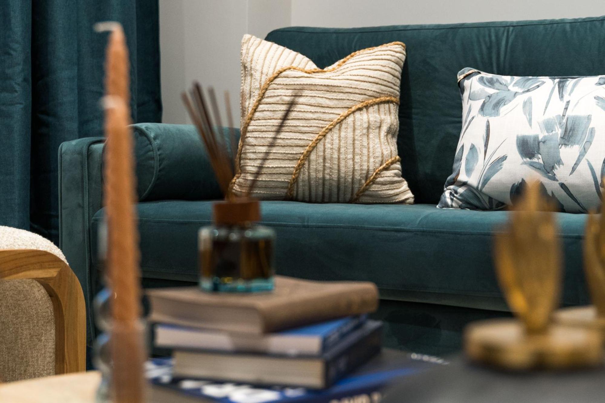 Bc1 Westkensington-baronscourt-luxuryonebed-10minpicadilly Apartment London