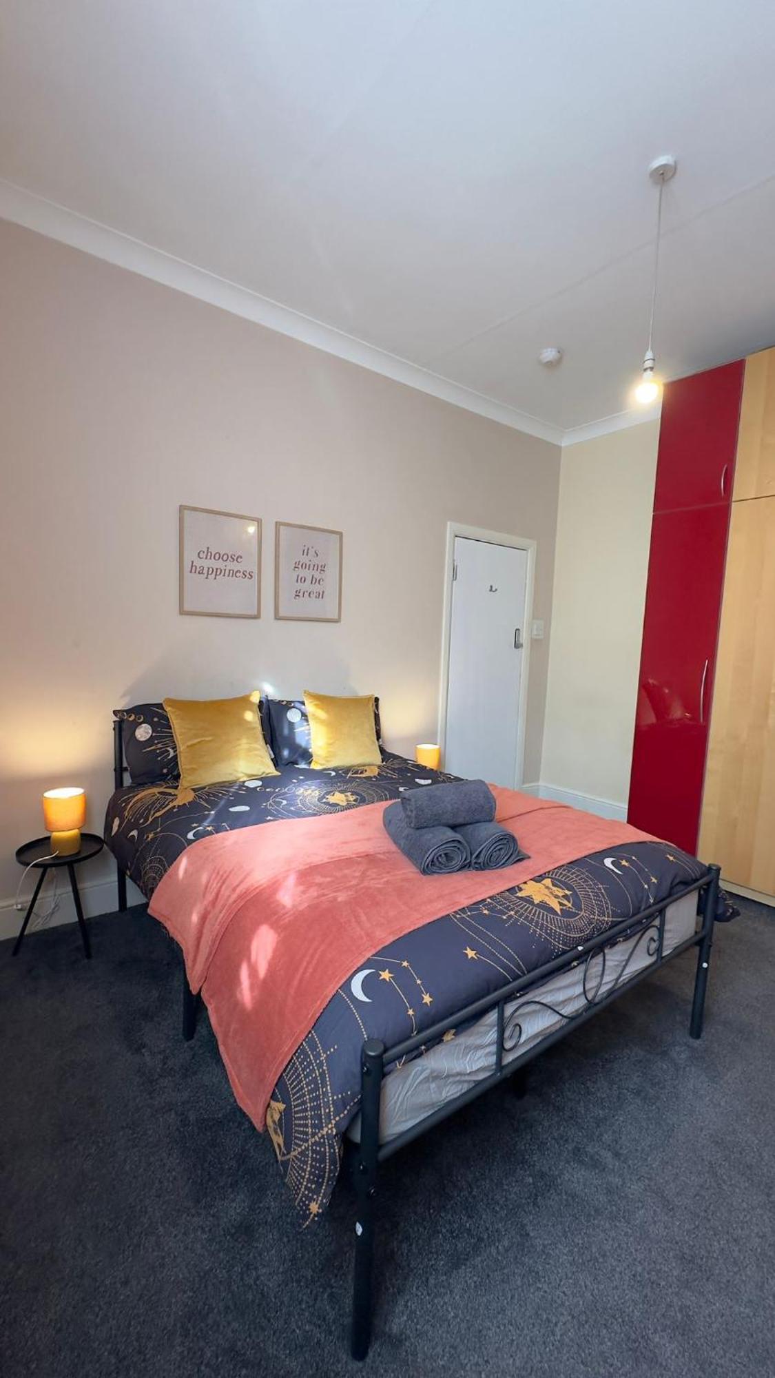 Guest house 25 Minutes To 35 London