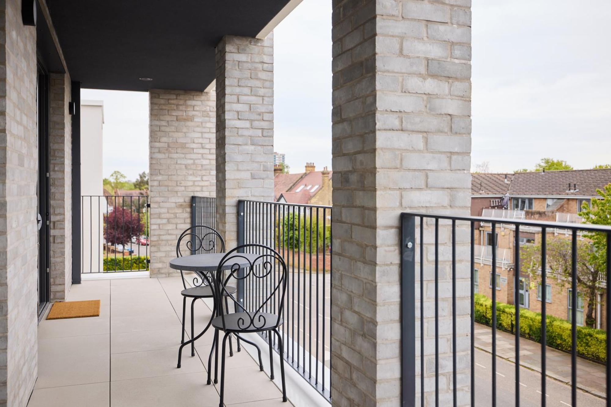 Apartment The Brondesbury Scenery - Bright 1bdr Flat With Balcony & Parking *