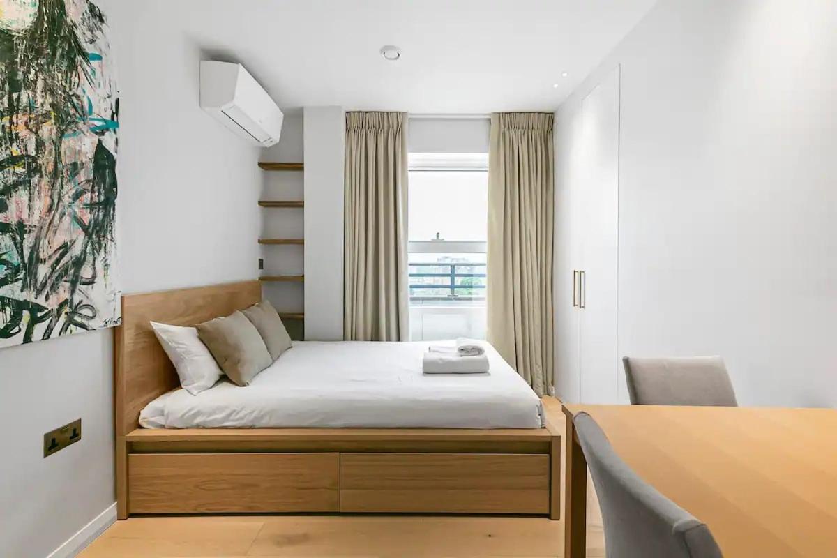Luxury Flat With View Battersea Pass The Keys *
