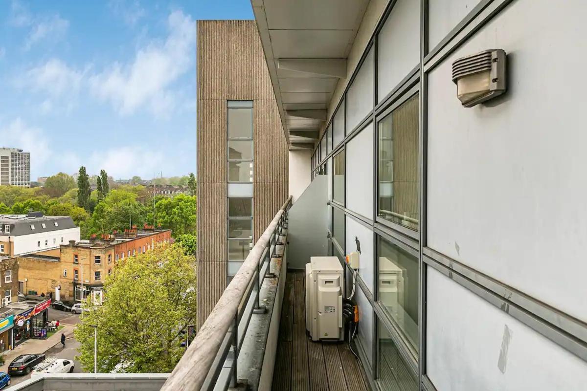 Luxury Flat With View Battersea Pass The Keys Apartment *