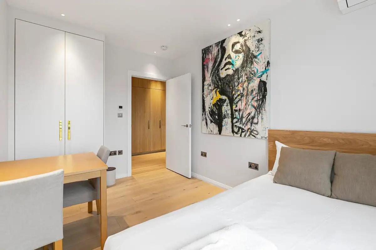 Luxury Flat With View Battersea Pass The Keys Apartment London