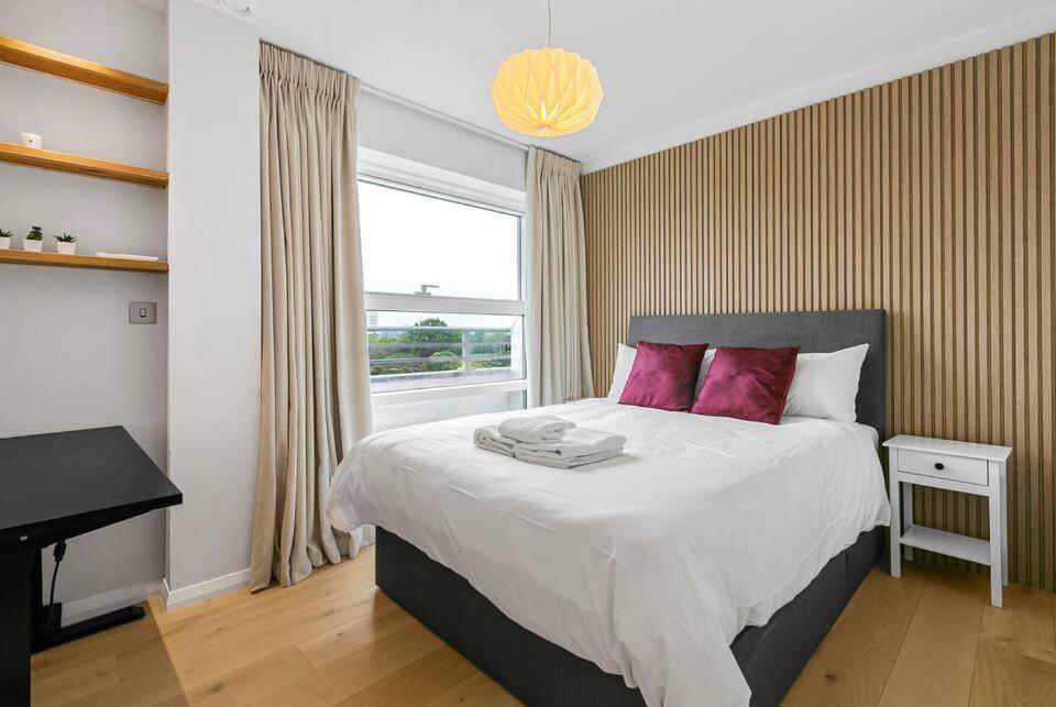 Luxury Flat With View Battersea Pass The Keys * London