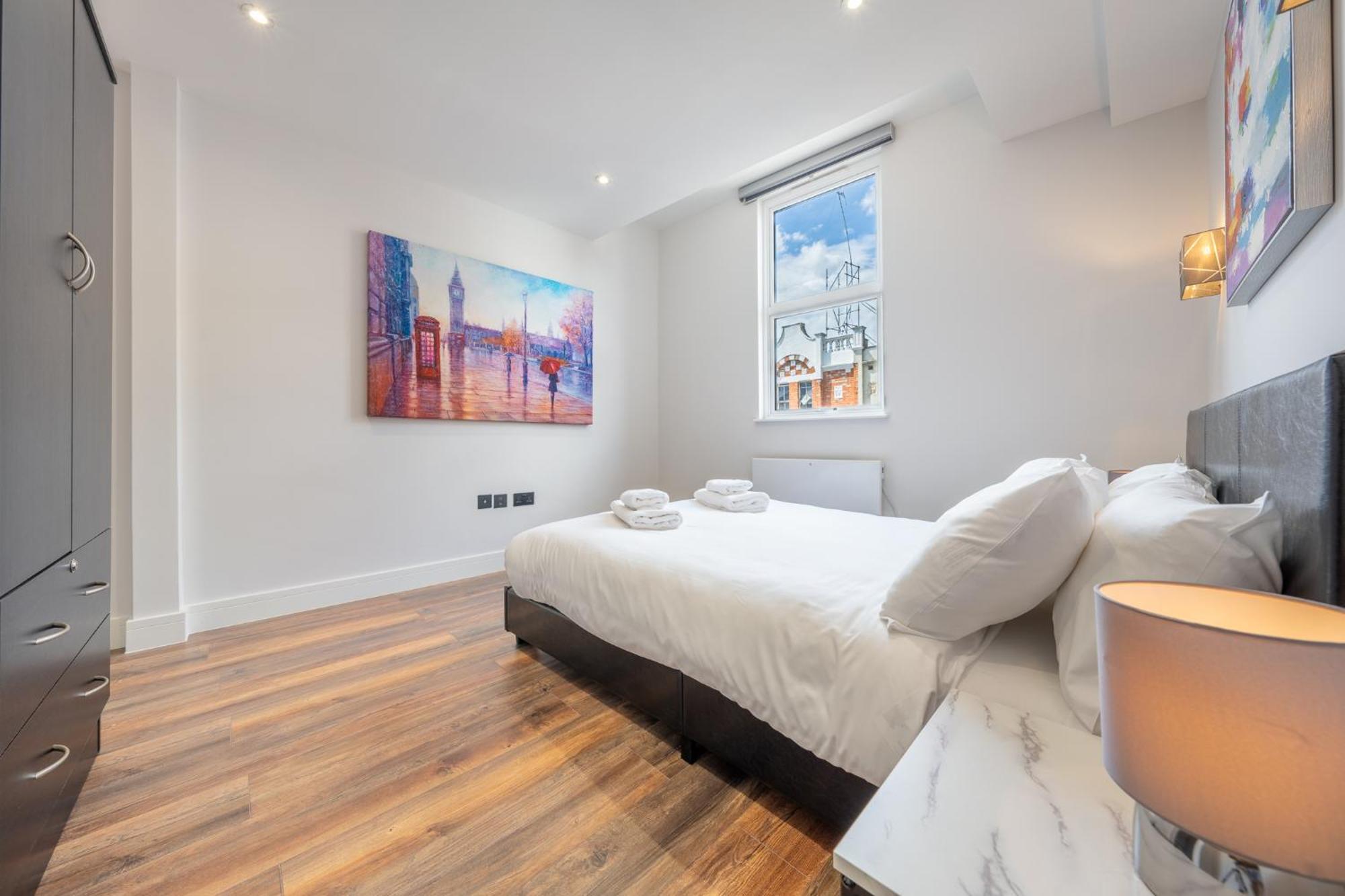 6 - West Brand New Loft
